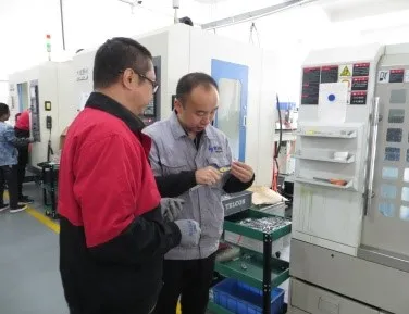 cnc parts quanlity inspection.jpg cnc parts quanlity inspection.jpg